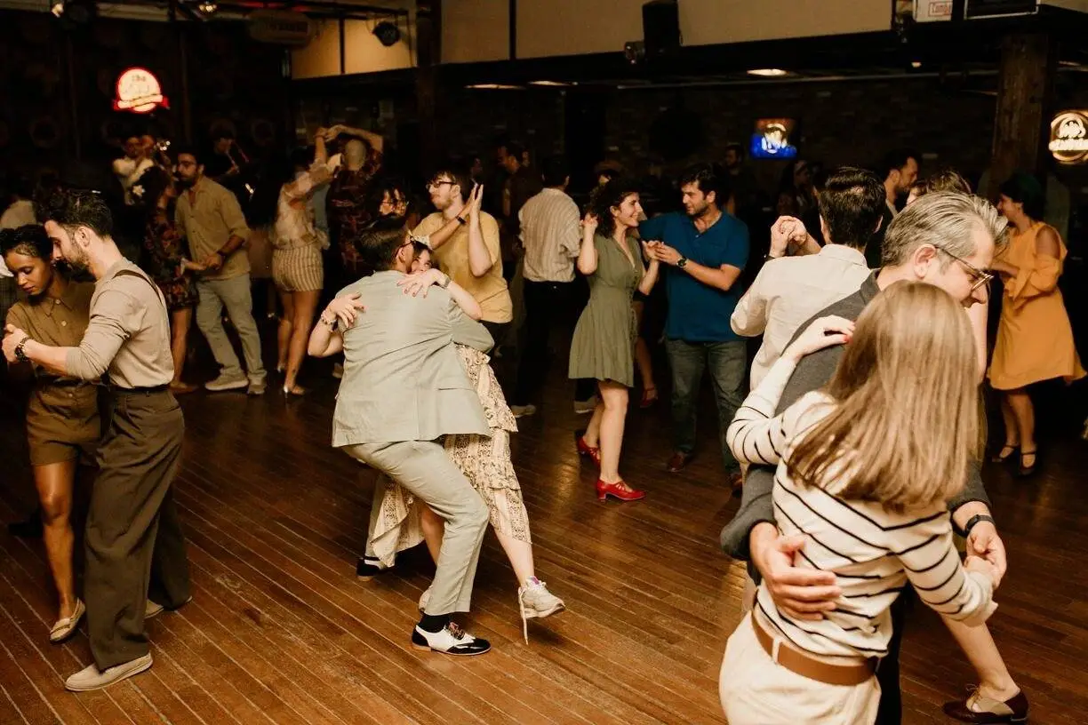 Stresini at, ritme katıl!